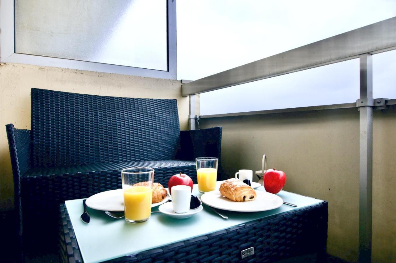 Appart'Hotel Versailles Saint Cyr L'Ecole - Gare Sncf A 100M Et Parking Prive المظهر الخارجي الصورة